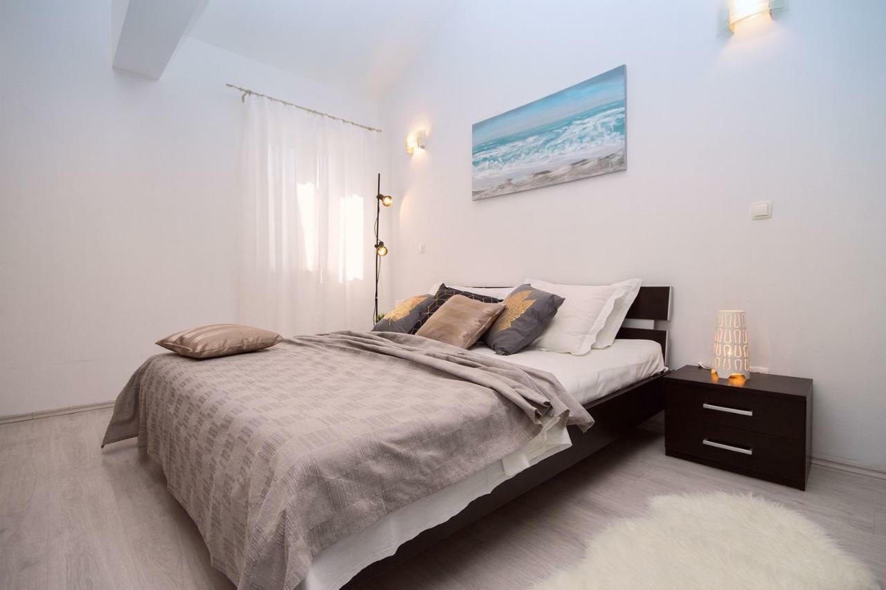 Villa Ana - 3 Bedroom Villa With Private Pool And Unspoiled Natural Environment Kucice Exterior foto