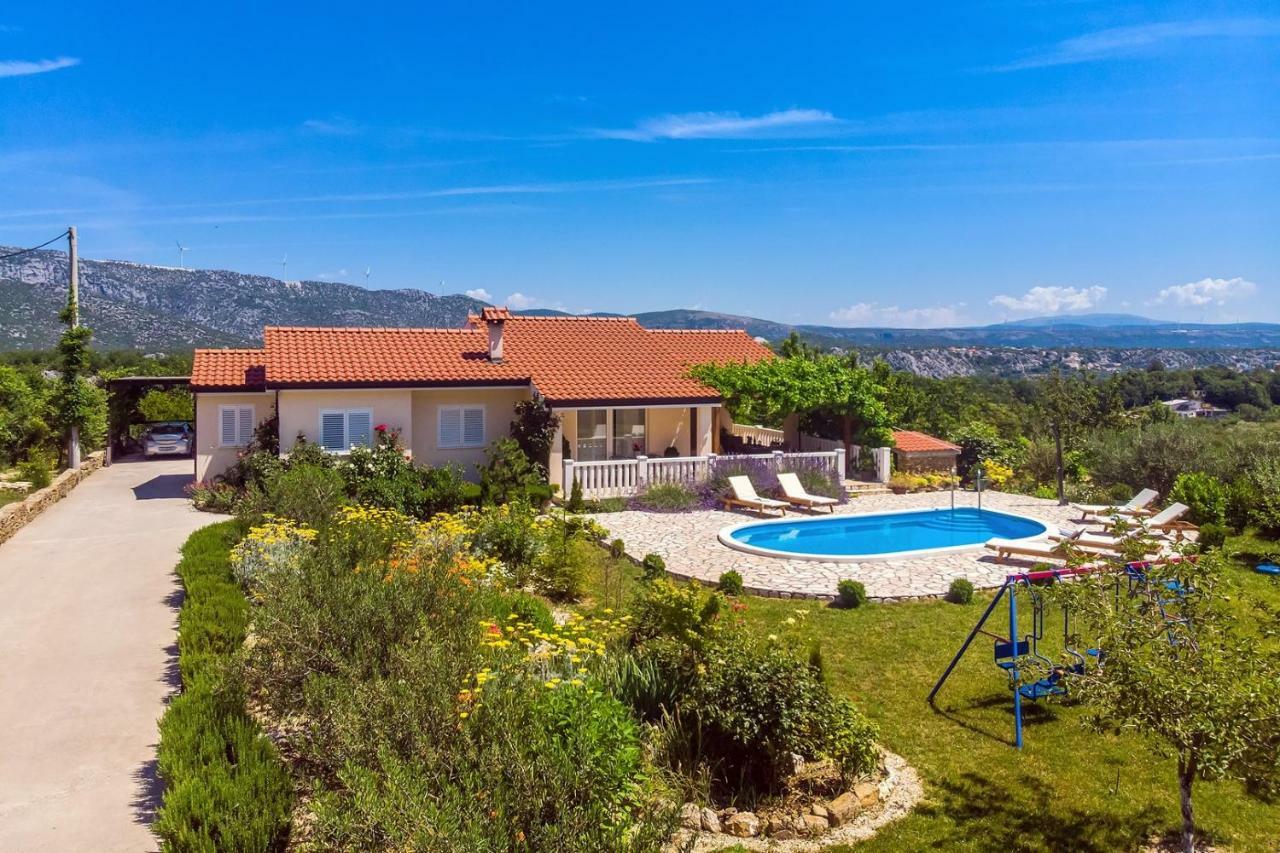 Villa Ana - 3 Bedroom Villa With Private Pool And Unspoiled Natural Environment Kucice Exterior foto
