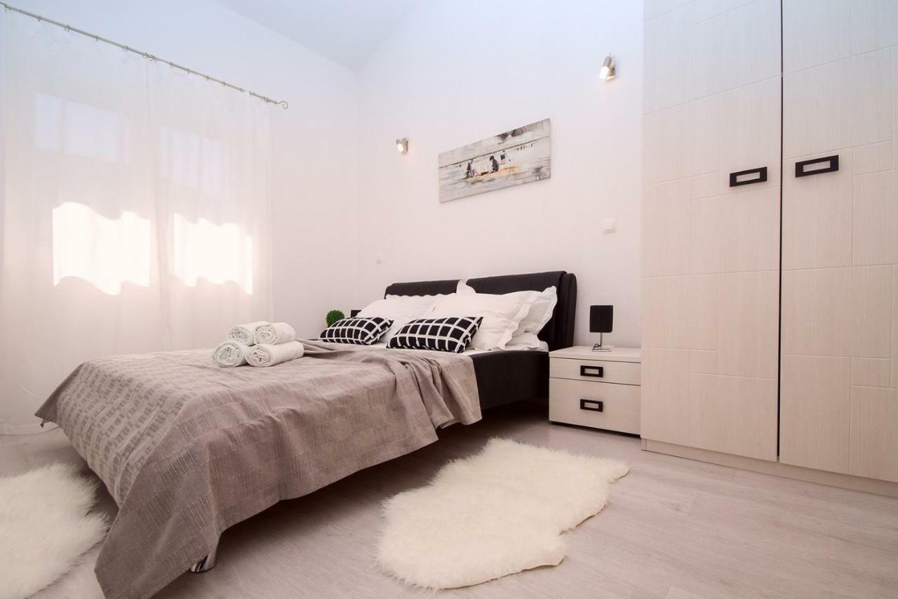 Villa Ana - 3 Bedroom Villa With Private Pool And Unspoiled Natural Environment Kucice Exterior foto
