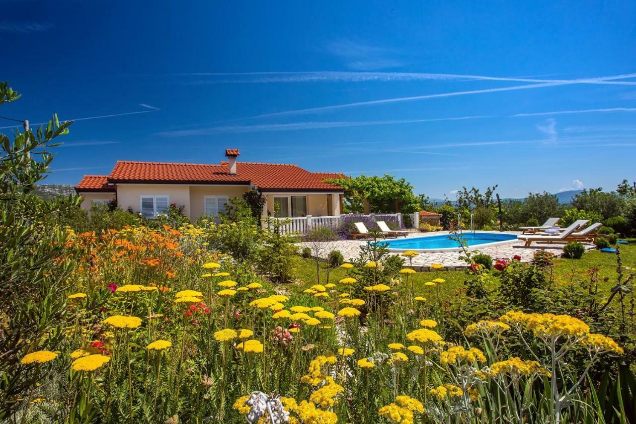 Villa Ana - 3 Bedroom Villa With Private Pool And Unspoiled Natural Environment Kucice Exterior foto