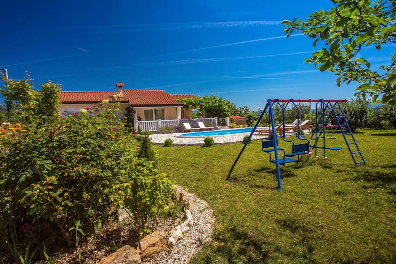 Villa Ana - 3 Bedroom Villa With Private Pool And Unspoiled Natural Environment Kucice Exterior foto